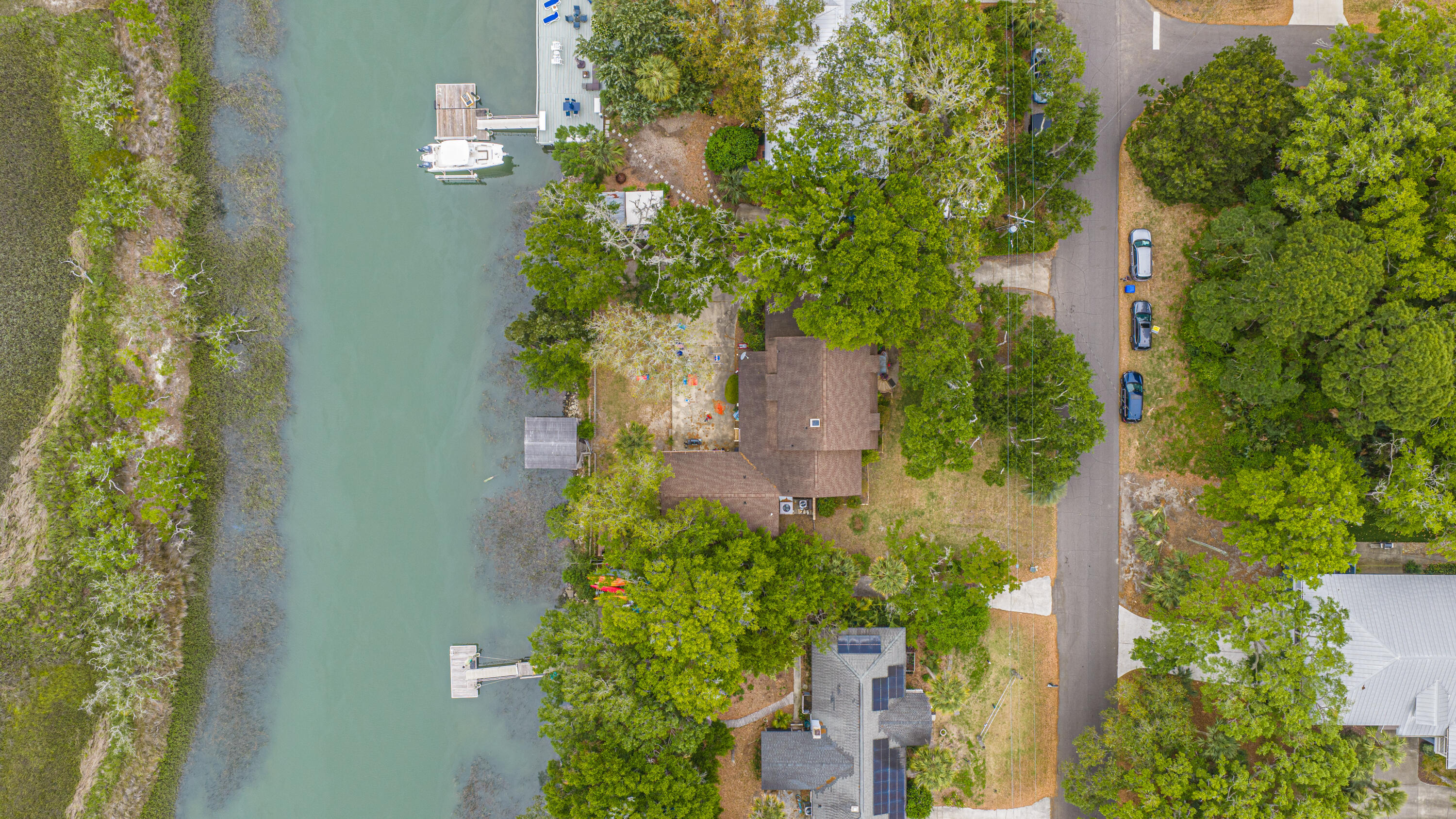 1614 Oak Island Drive Drive