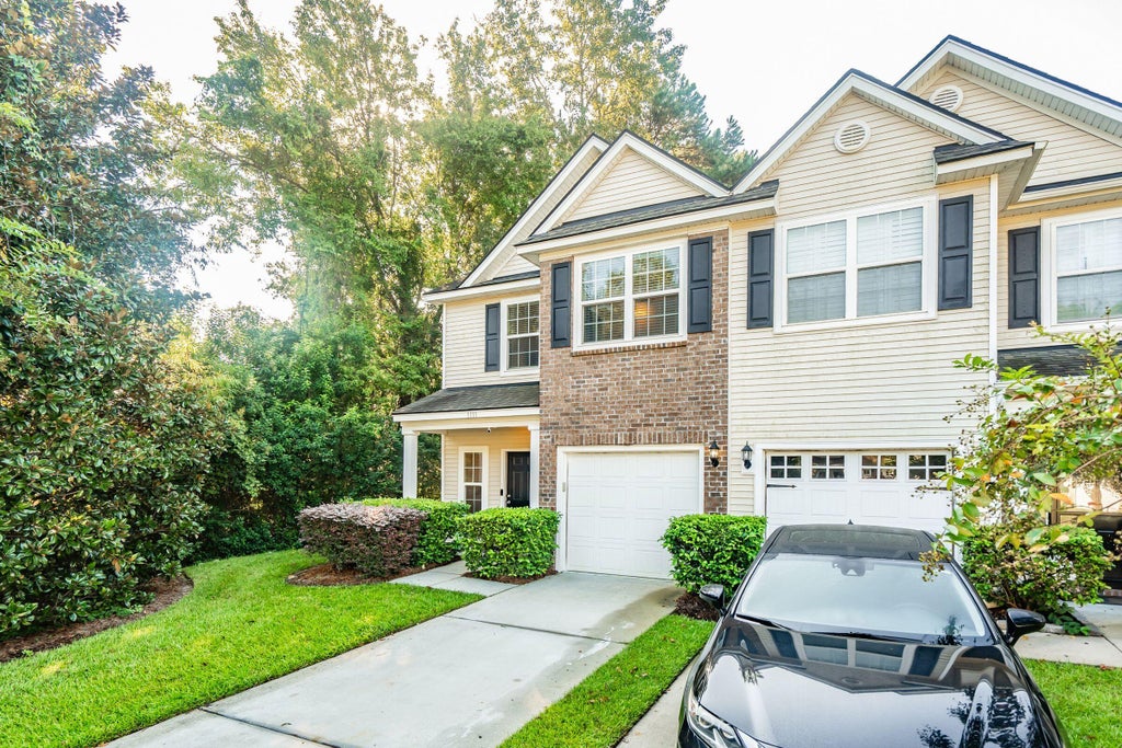Photo of 1111 Bennington Drive, Charleston, SC 29492 (MLS # 26027733)