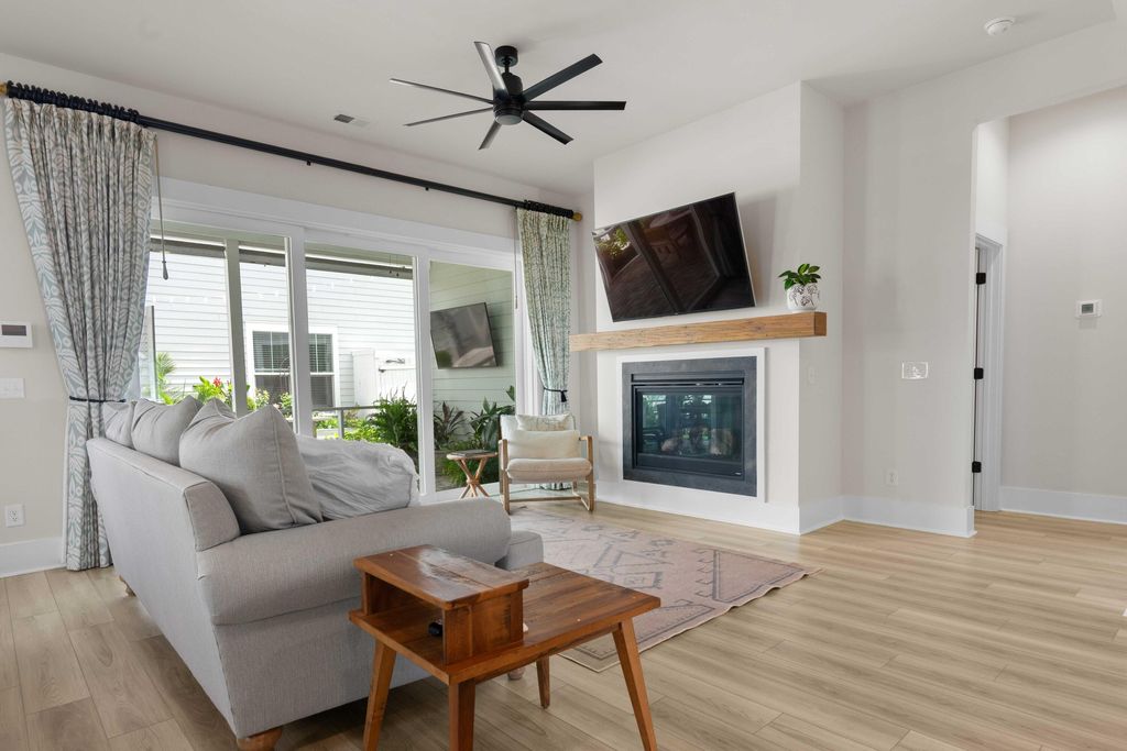 Photo of 222 Symphony Avenue, Summerville, SC 29486 (MLS # 25022437)