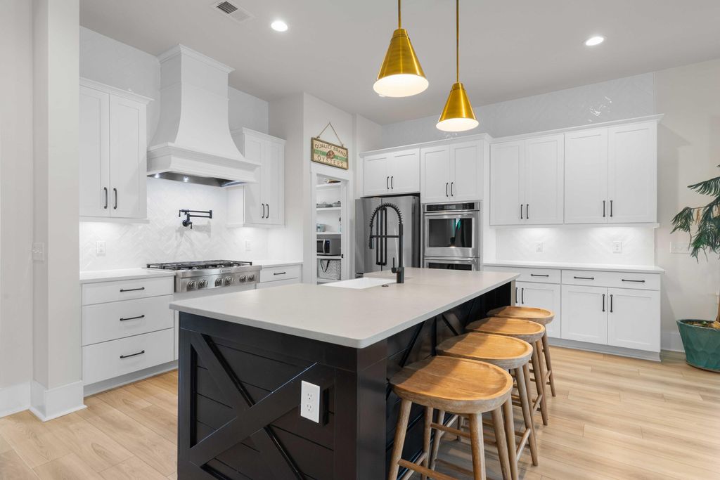 Photo of 222 Symphony Avenue, Summerville, SC 29486 (MLS # 25022437)