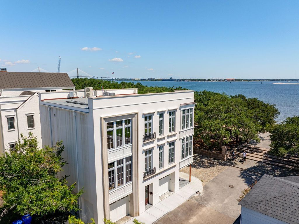 Photo of 4 Exchange Street, Charleston, SC 29401 (MLS # 25024457)