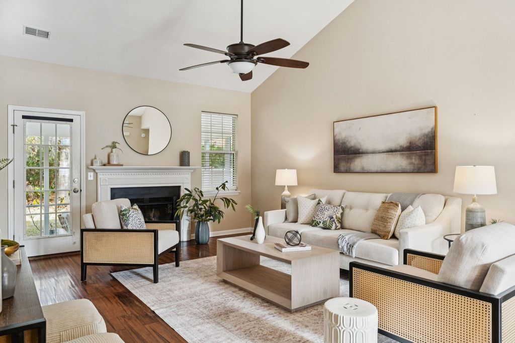 Photo of 3261 Heathland Way, Mount Pleasant, SC 29466 (MLS # 26001879)