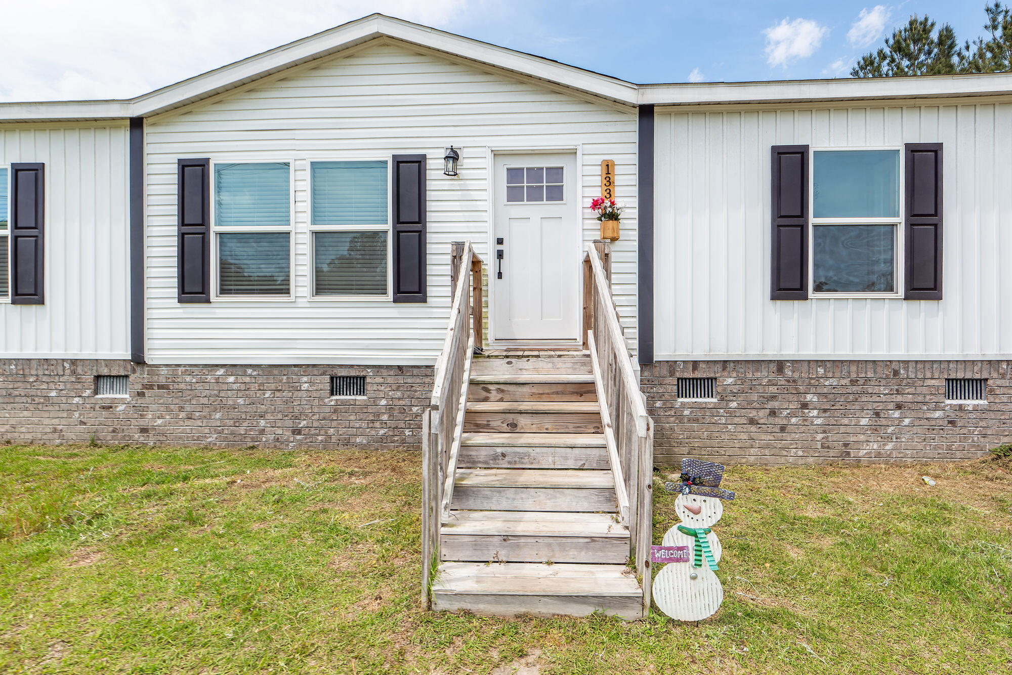 1330 Whitehouse Road