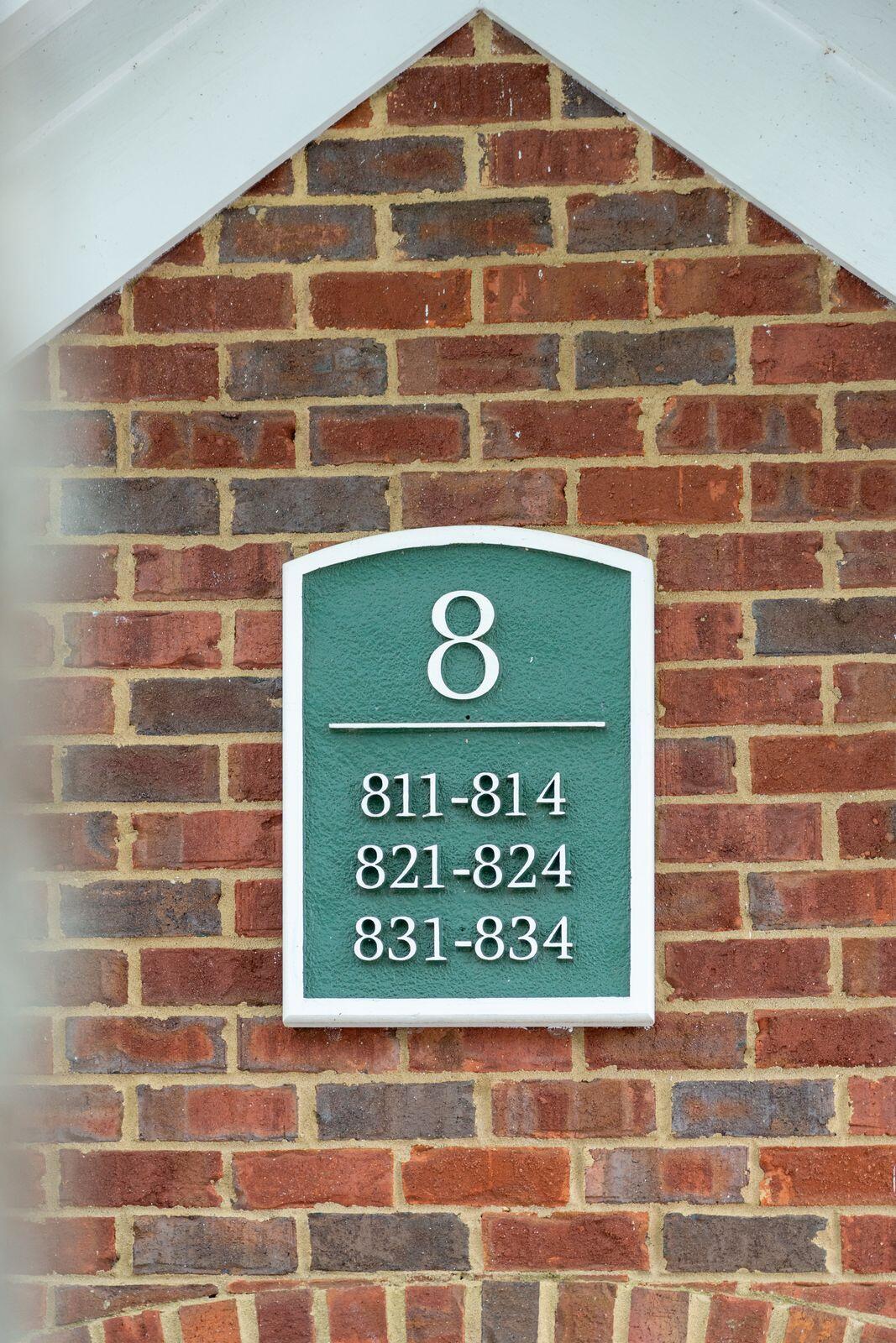 45 Sycamore Avenue 811