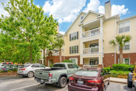 Photo of 45 Sycamore Avenue #811, Charleston, SC 29407 (MLS # 25019773)