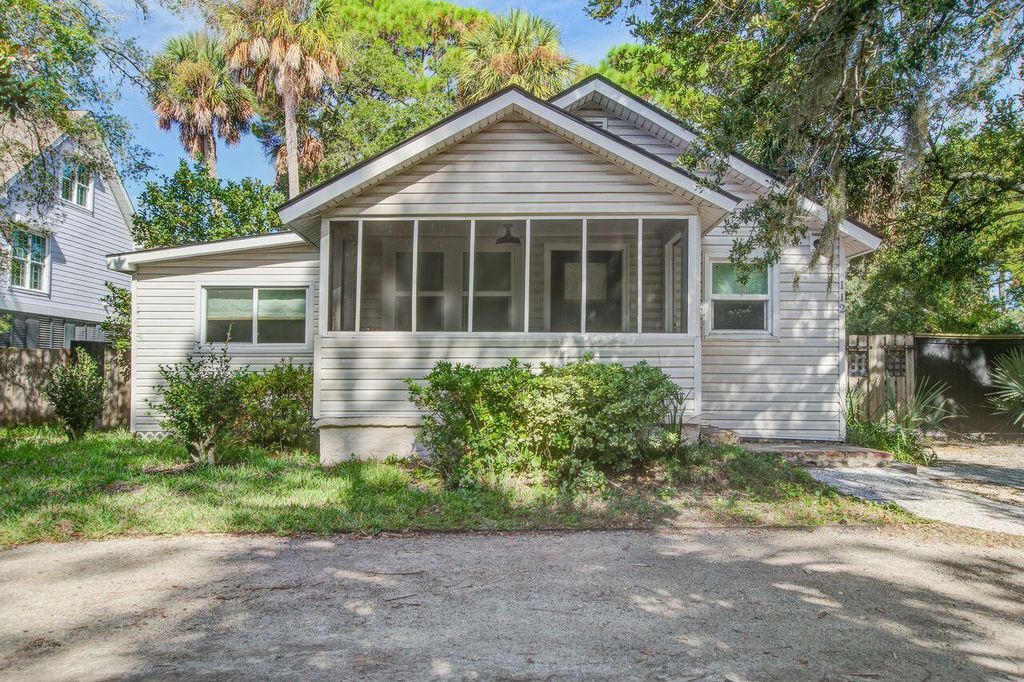 Photo of 112 W West Huron Avenue, Folly Beach, SC 29439 (MLS # 26003192)