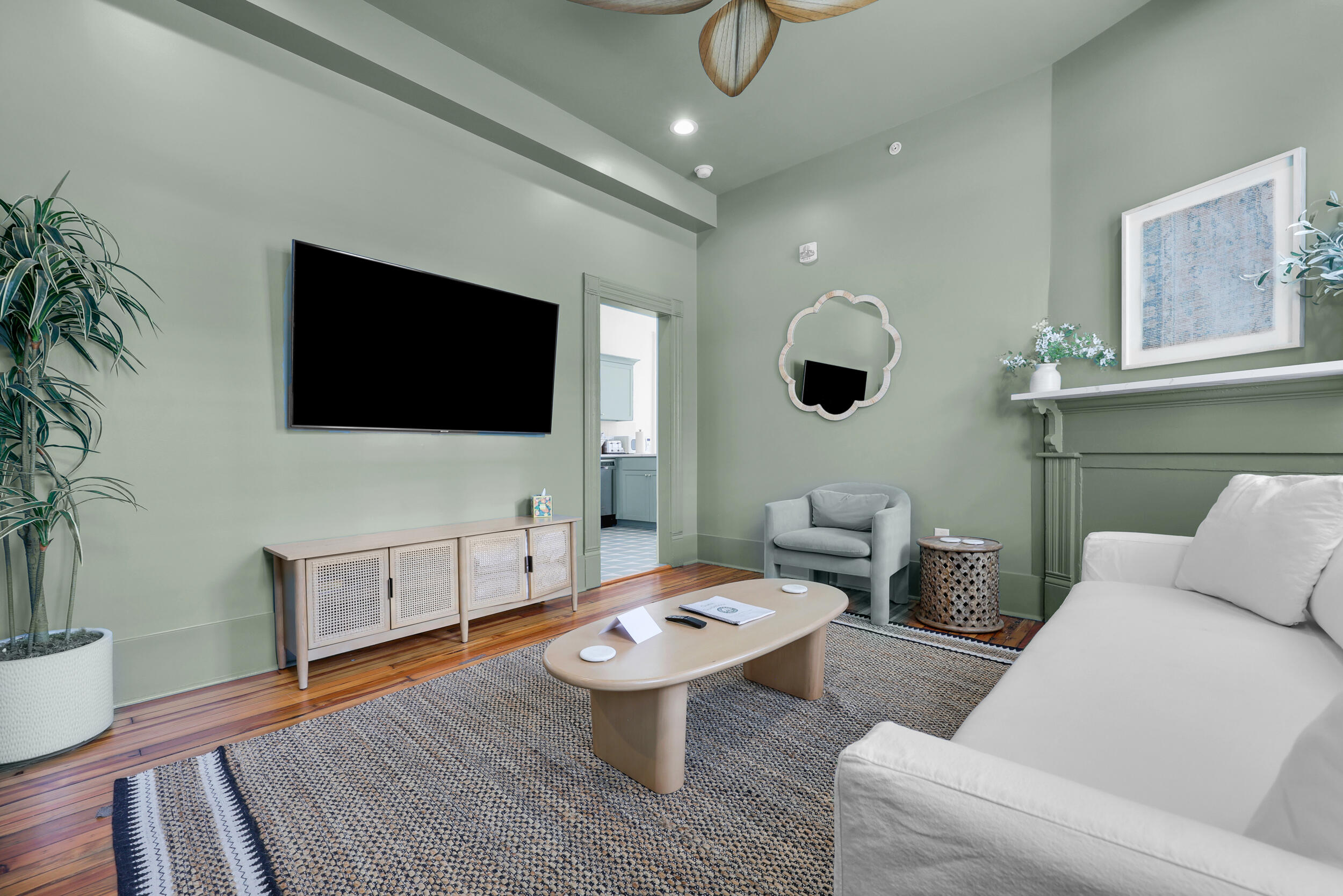 169 Spring Street Abc