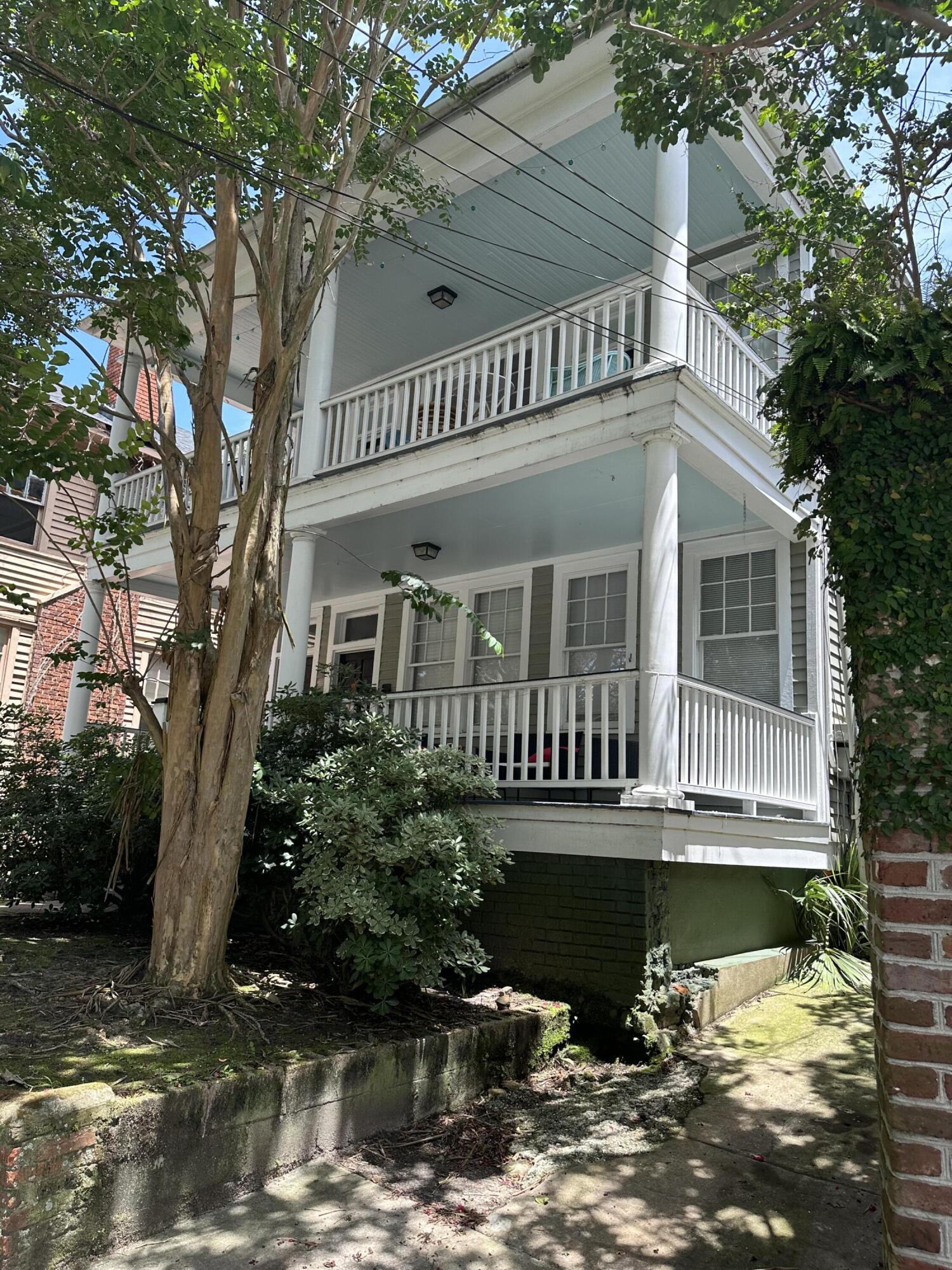 16 Elizabeth Street A