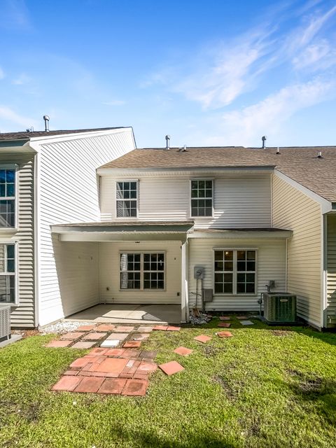 A home in North Charleston