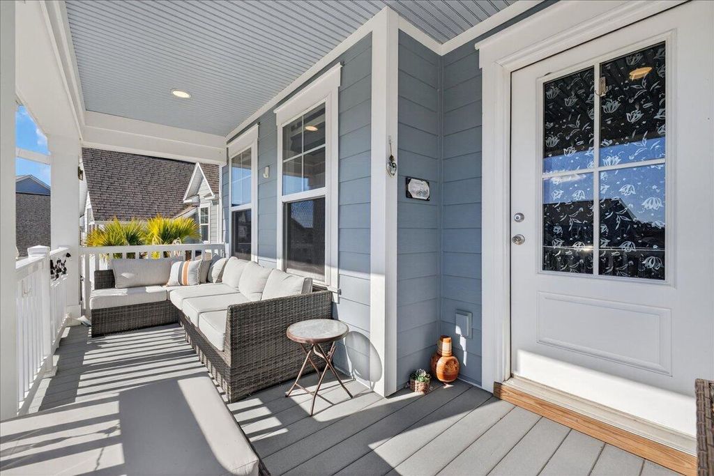 Photo of 212 Shortmarsh Street, Summerville, SC 29486 (MLS # 26001880)