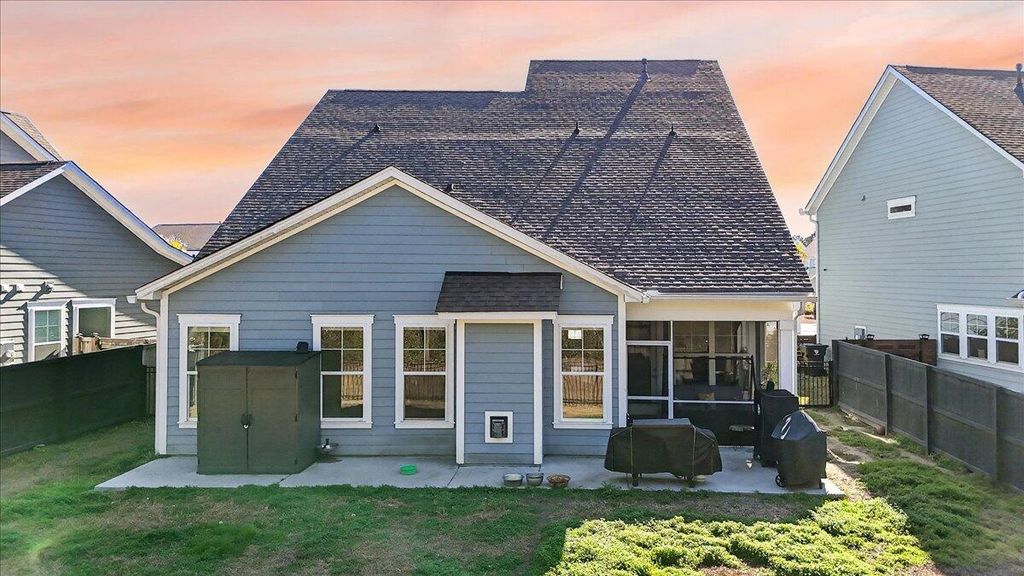 Photo of 212 Shortmarsh Street, Summerville, SC 29486 (MLS # 26001880)