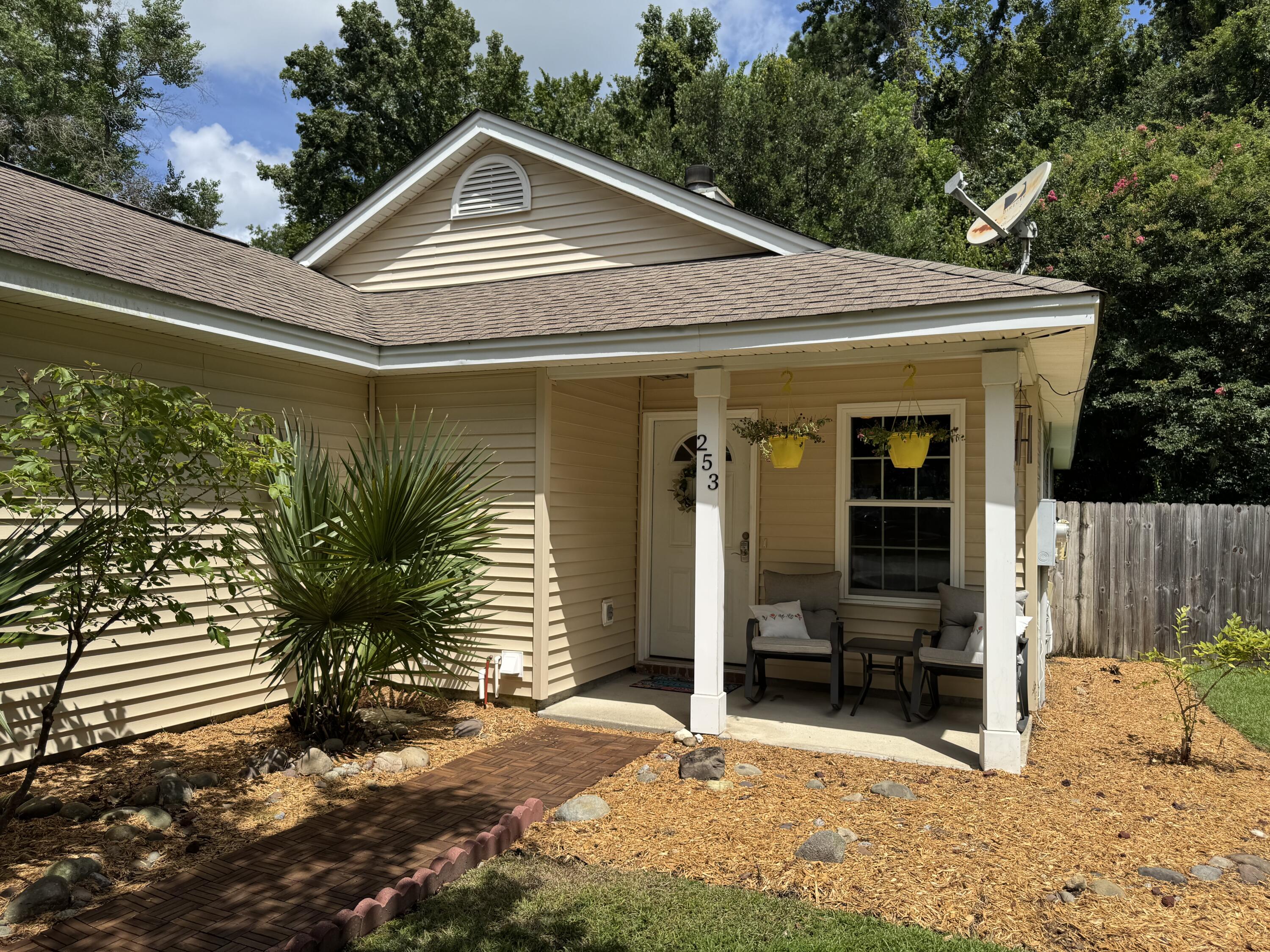 253 Muirfield Parkway