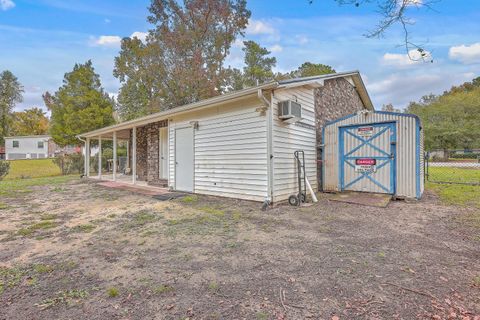 A home in Moncks Corner