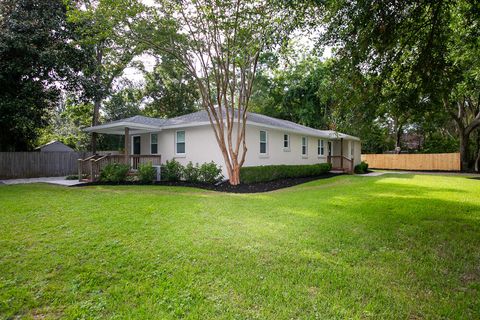 2136 Parkway Drive A & B James Island SC 29412