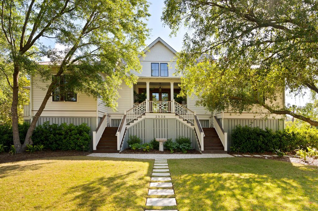 Photo of 2538 Helmsman Road, Johns Island, SC 29455 (MLS # 25026307)
