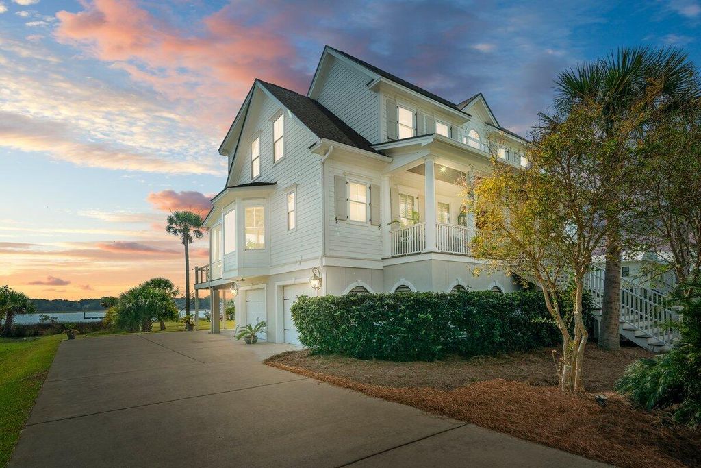 Photo of 1531 Murphys Island Court, Awendaw, SC 29429 (MLS # 25012725)