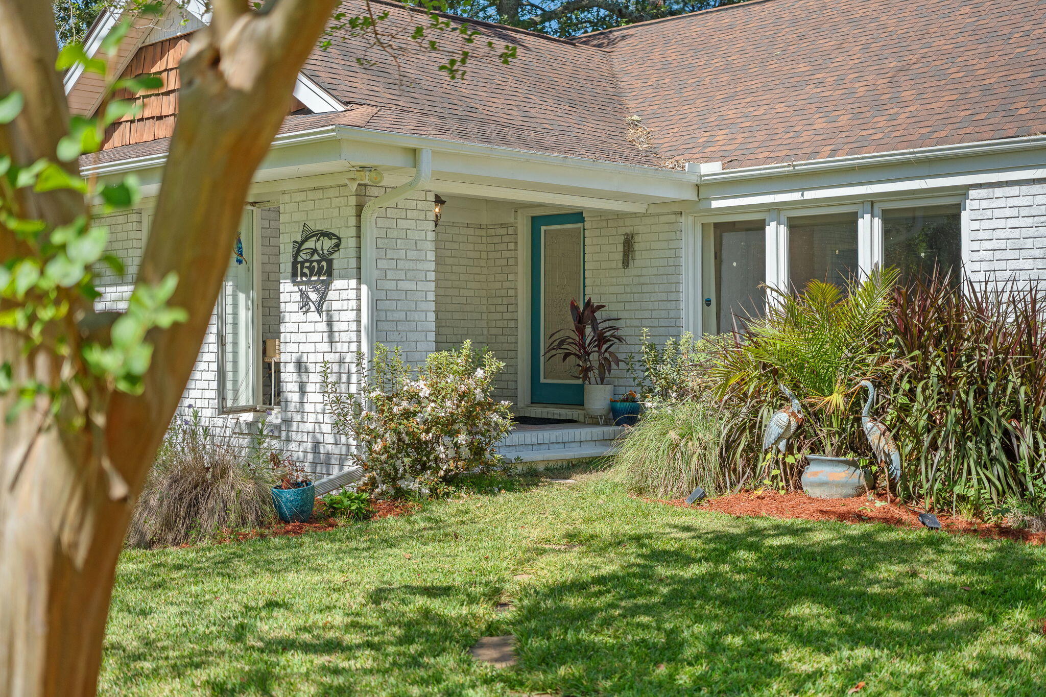 1522 N Pinebark Lane
