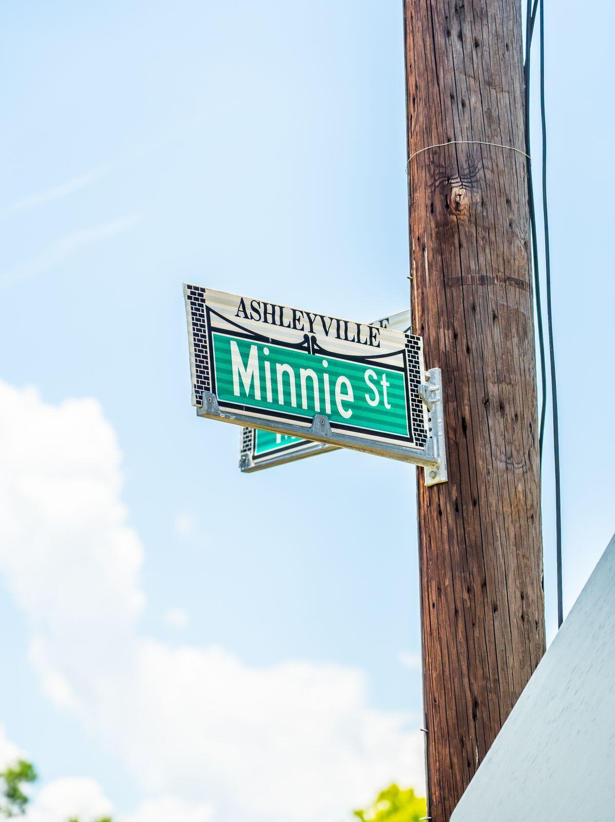 823 Minnie Street