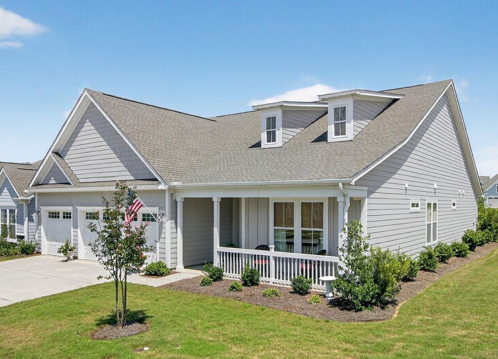 Photo of 122 Waxwing Drive, Summerville, SC 29483 (MLS # 25023976)