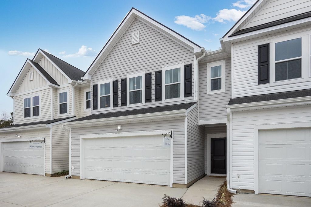 Photo of 157 Green Thistle Way, Summerville, SC 29483 (MLS # 26012764)