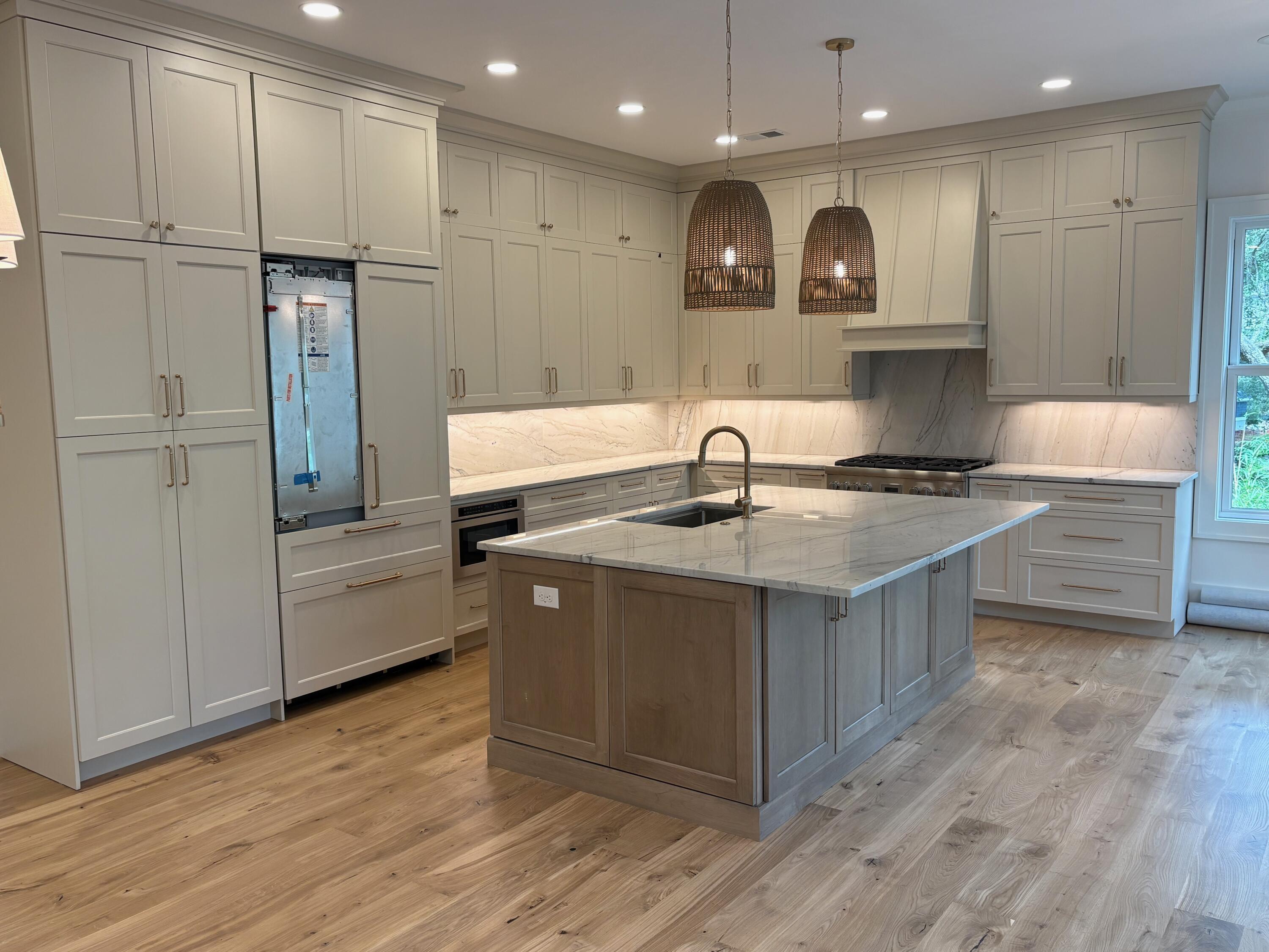 2706 Old Oak Walk