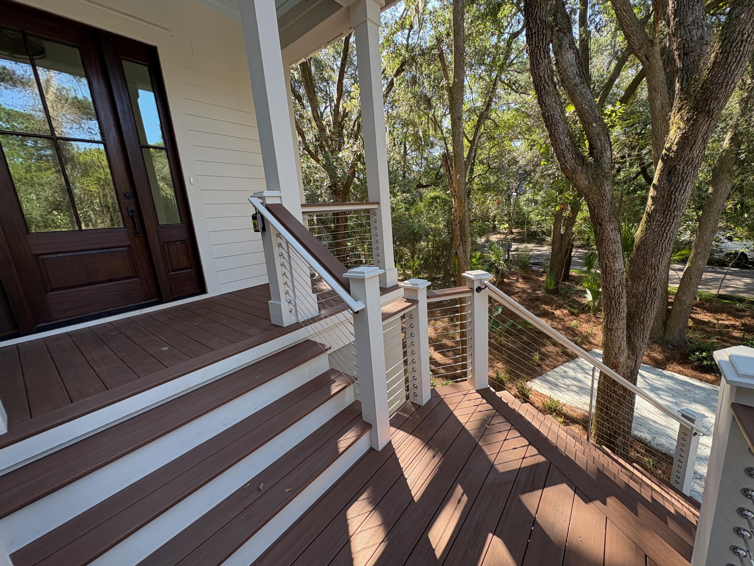 2706 Old Oak Walk