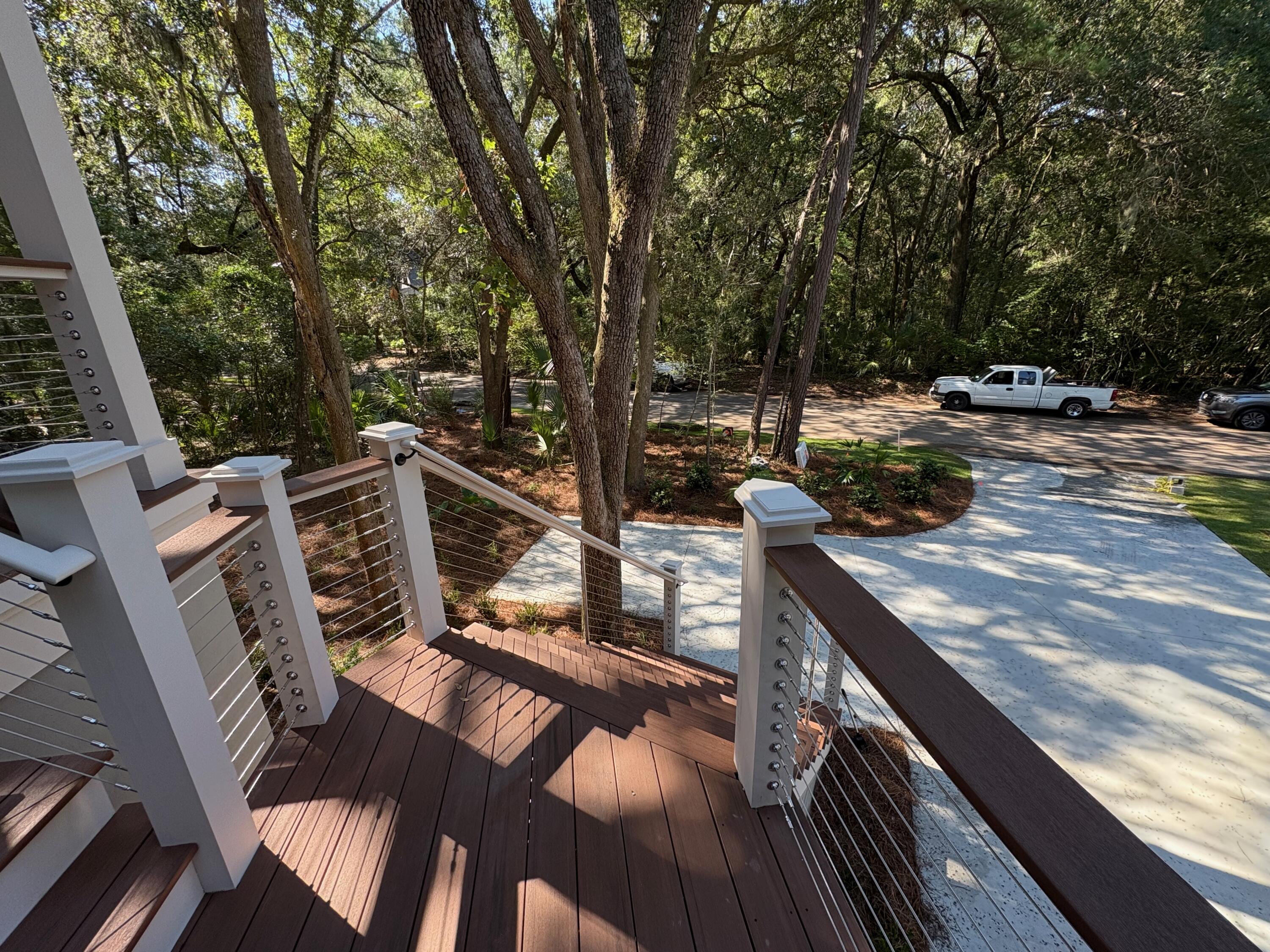 2706 Old Oak Walk