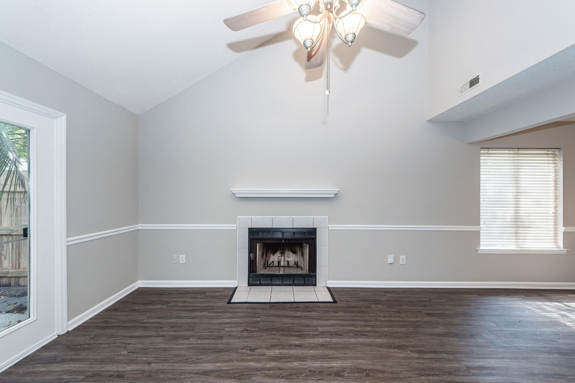 1 Maplecrest Drive
