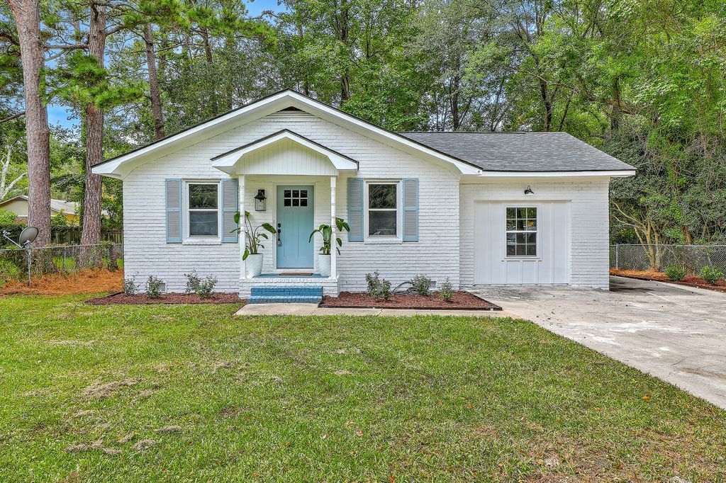 Photo of 1134 S Shadow Drive, Mount Pleasant, SC 29464 (MLS # 25023649)