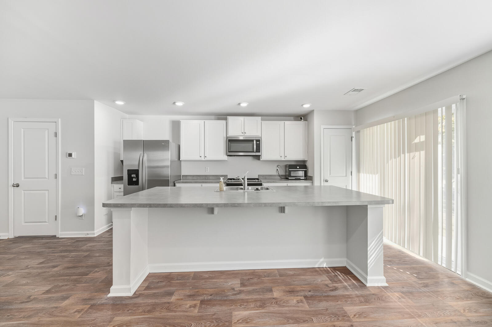 4712 Palm View Circle