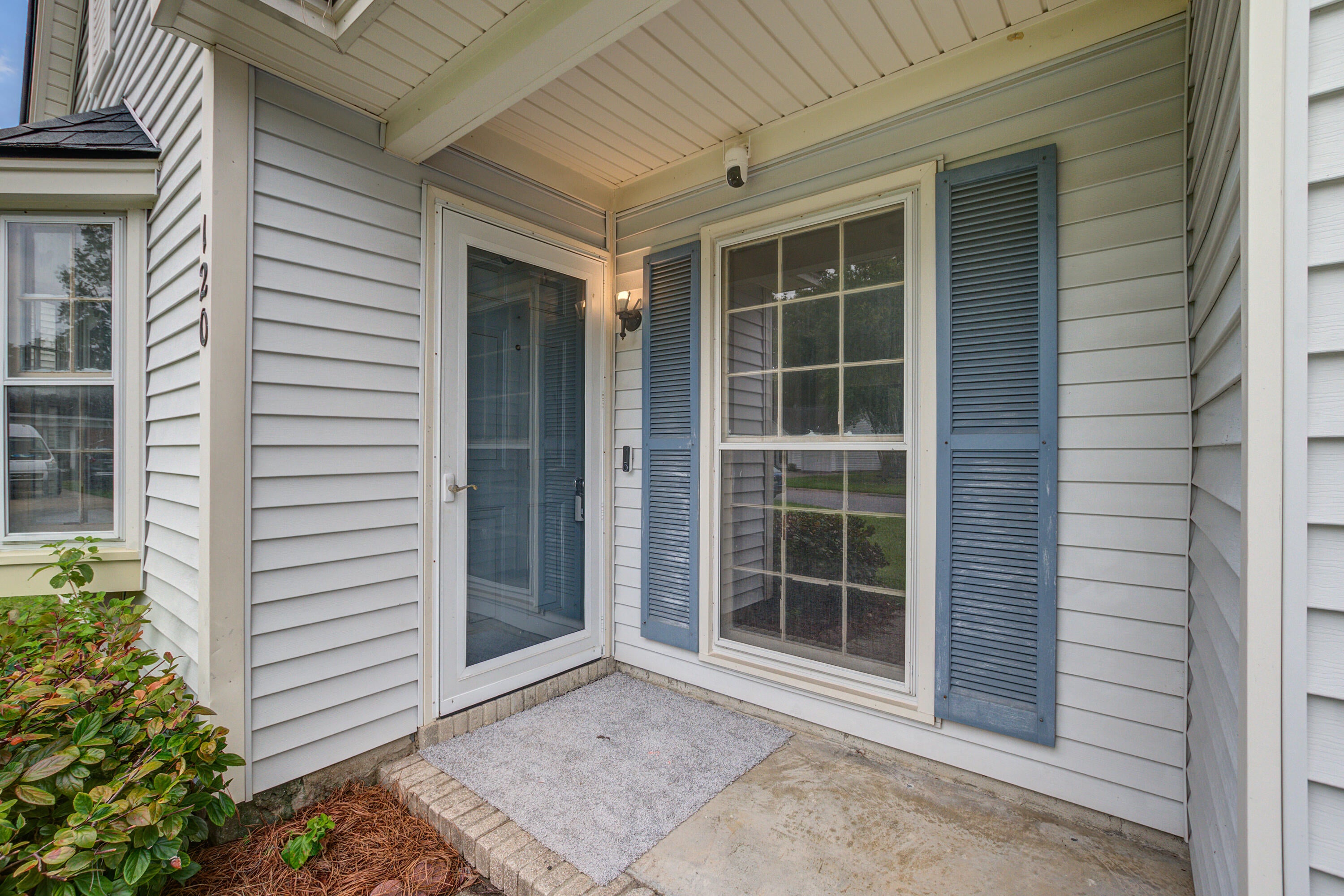 120 Alston Circle