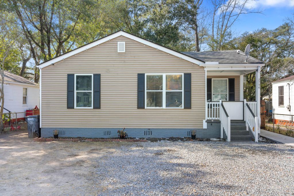 Photo of 2754 E Surrey Drive, North Charleston, SC 29405 (MLS # 26003991)