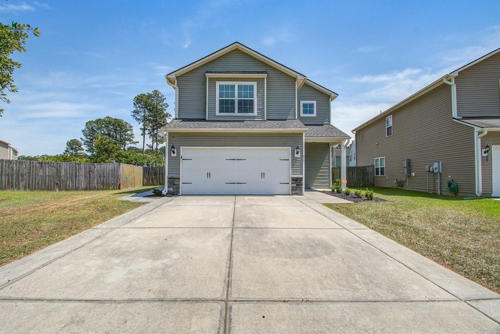 Photo of 411 Ridgedale Road, Summerville, SC 29486 (MLS # 26012128)