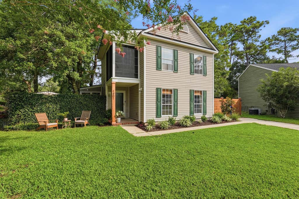 Photo of 1401 School House Road, Mount Pleasant, SC 29464 (MLS # 26021571)