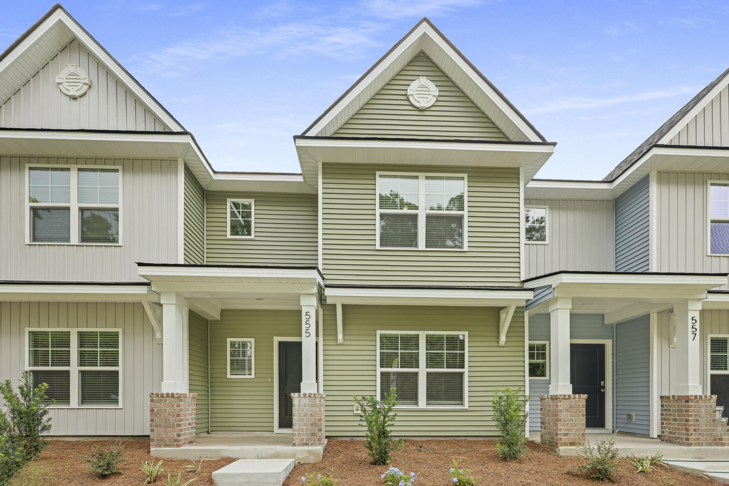 555 Gahagan Road