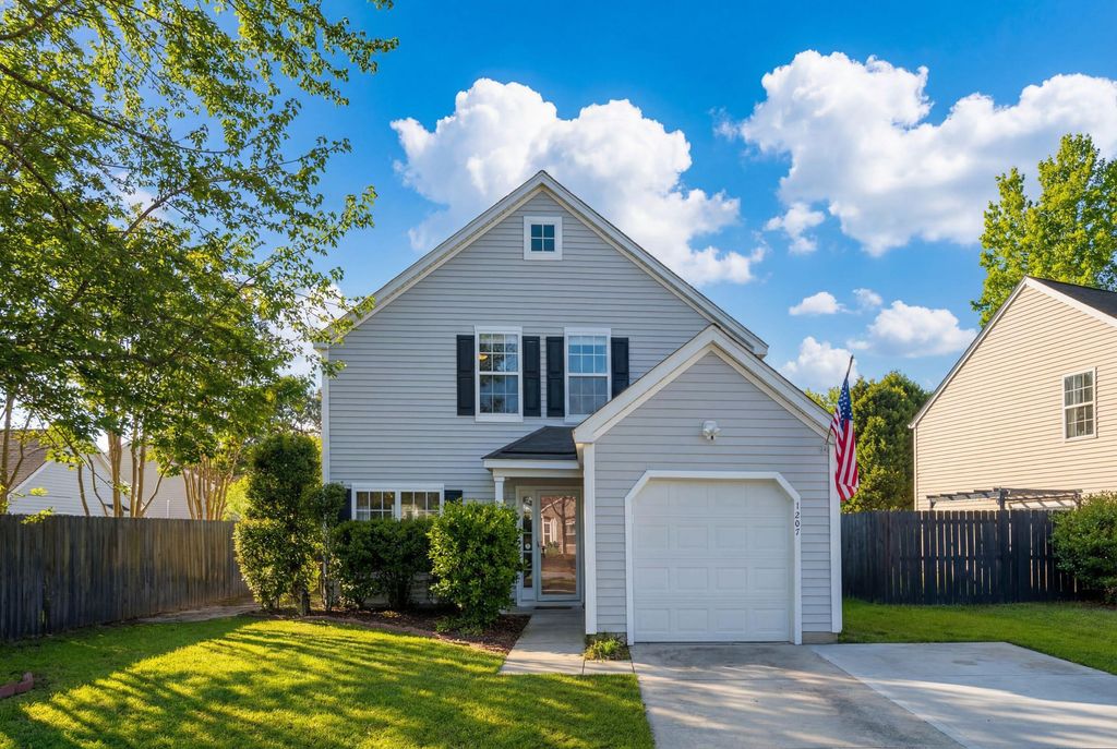 Photo of 1207 Shadow Mist Lane, Charleston, SC 29492 (MLS # 26006437)