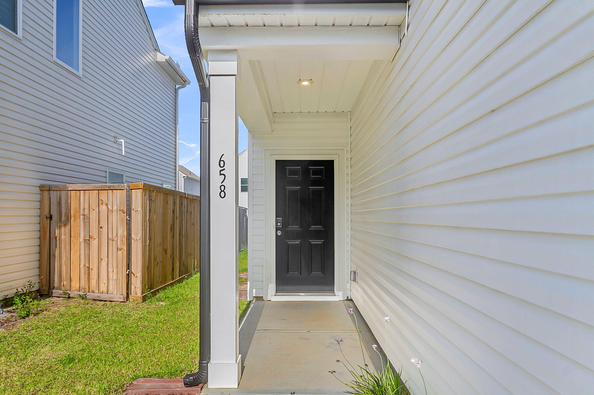 658 Snow Owl Drive