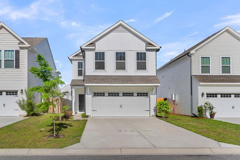 Photo of 658 Snow Owl Drive, Summerville, SC 29486 (MLS # 26012116)