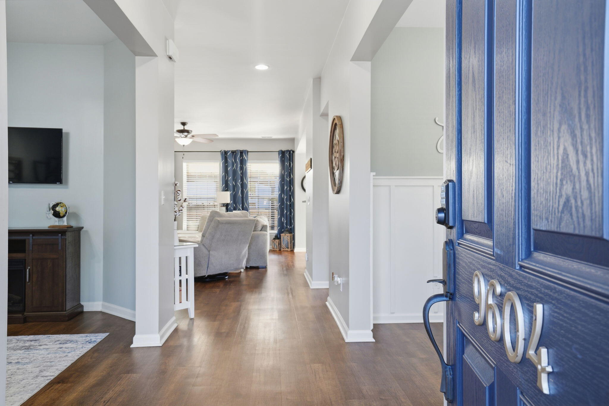 9604 N Carousel Circle