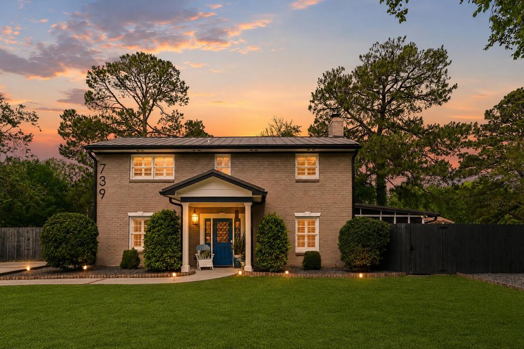 Photo of 739 Shamrock Lane, Charleston, SC 29412 (MLS # 26013459)