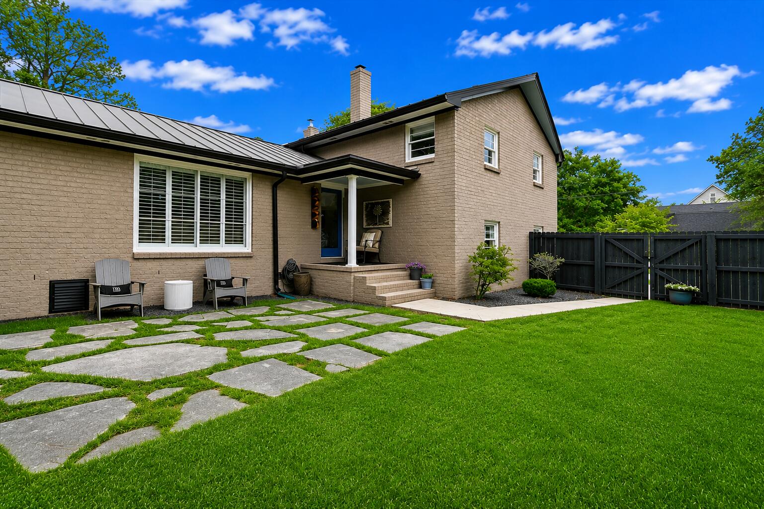 739 Shamrock Lane