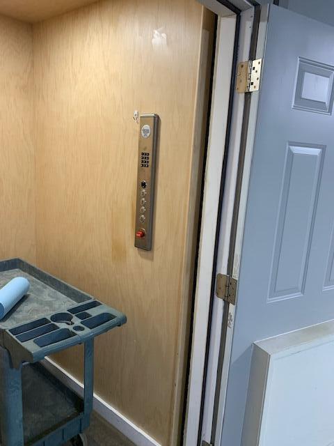 812 Kings Oak Court 2