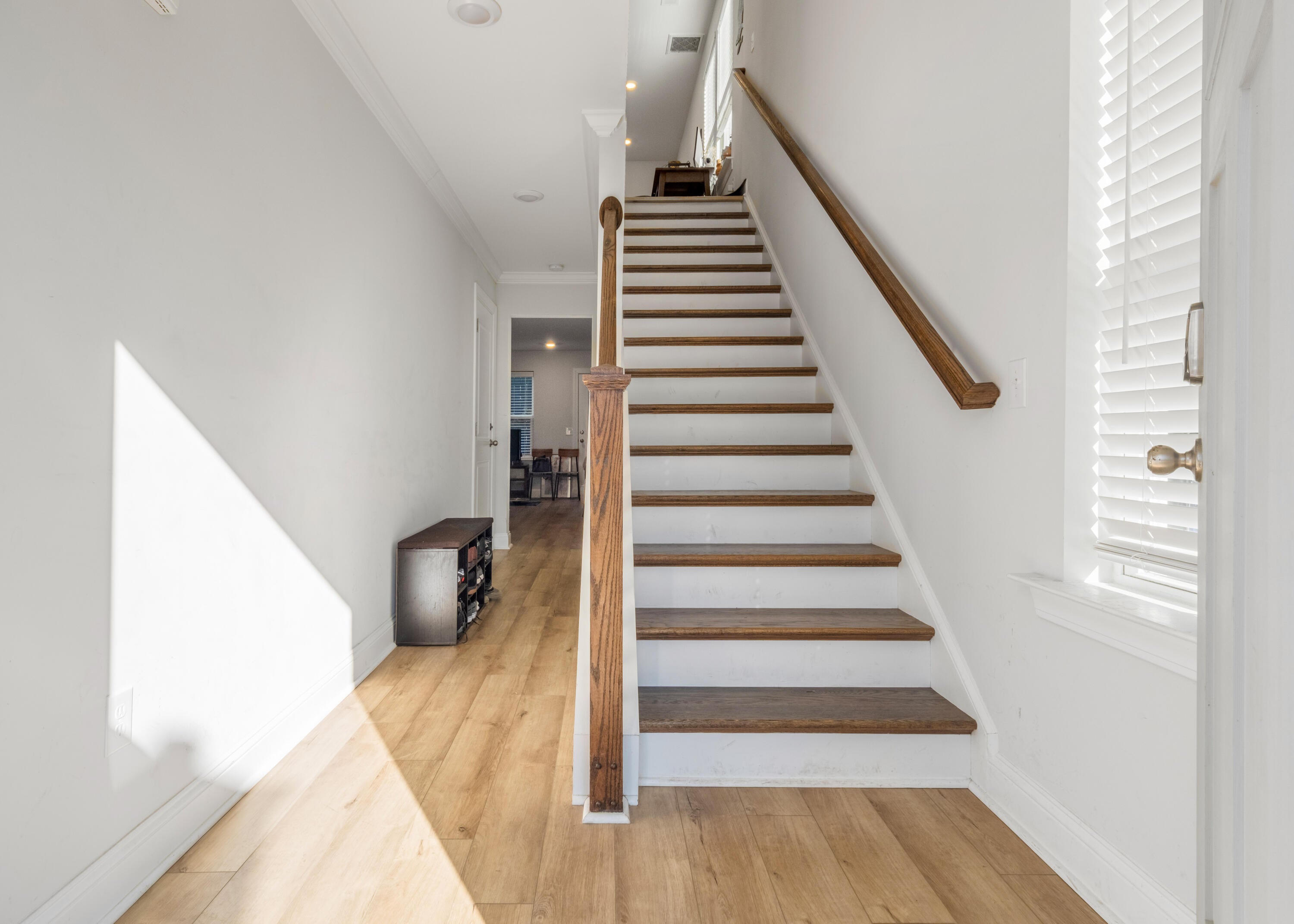 1222 Tice Lane