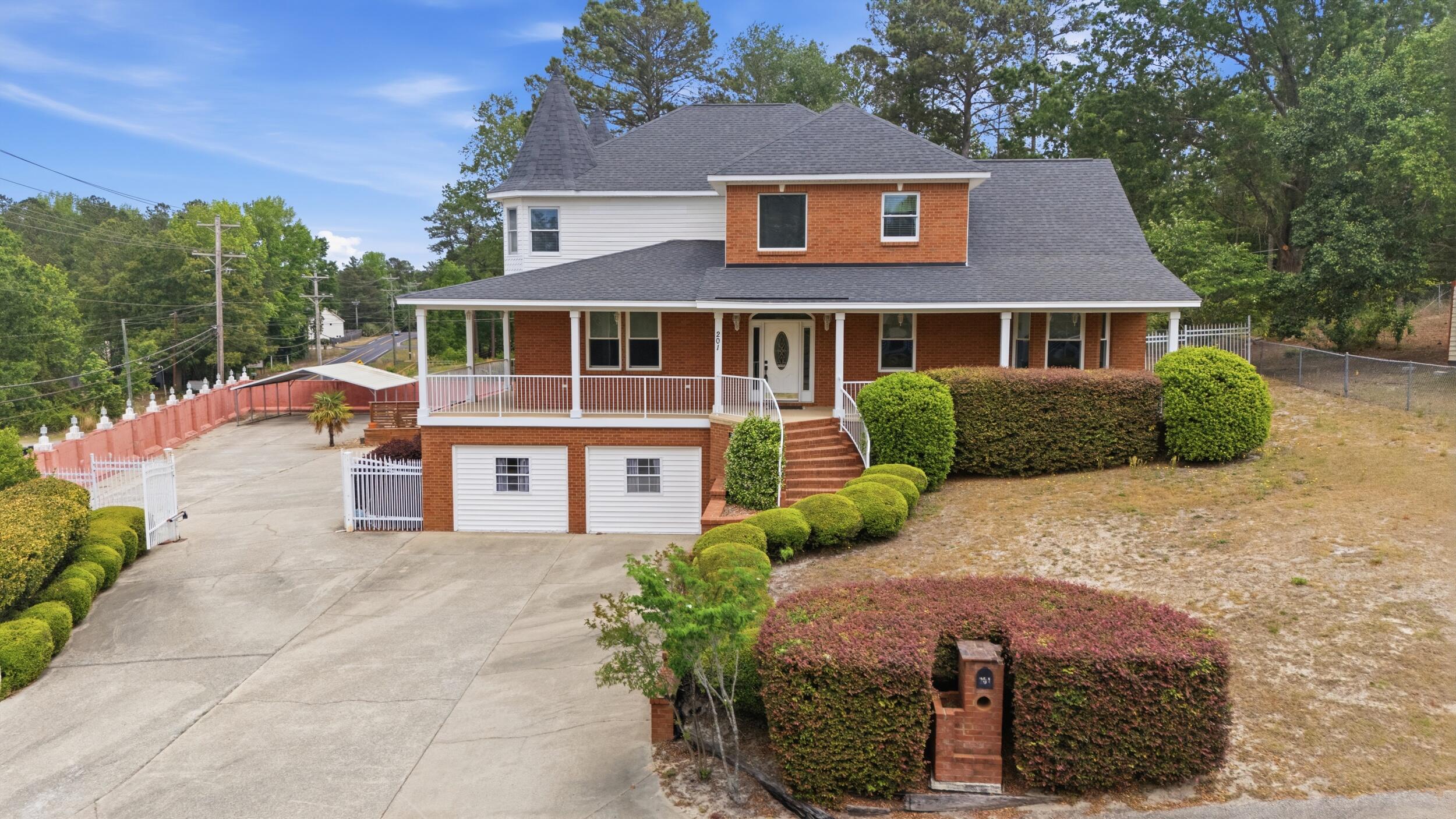 201 Bramblewood Circle