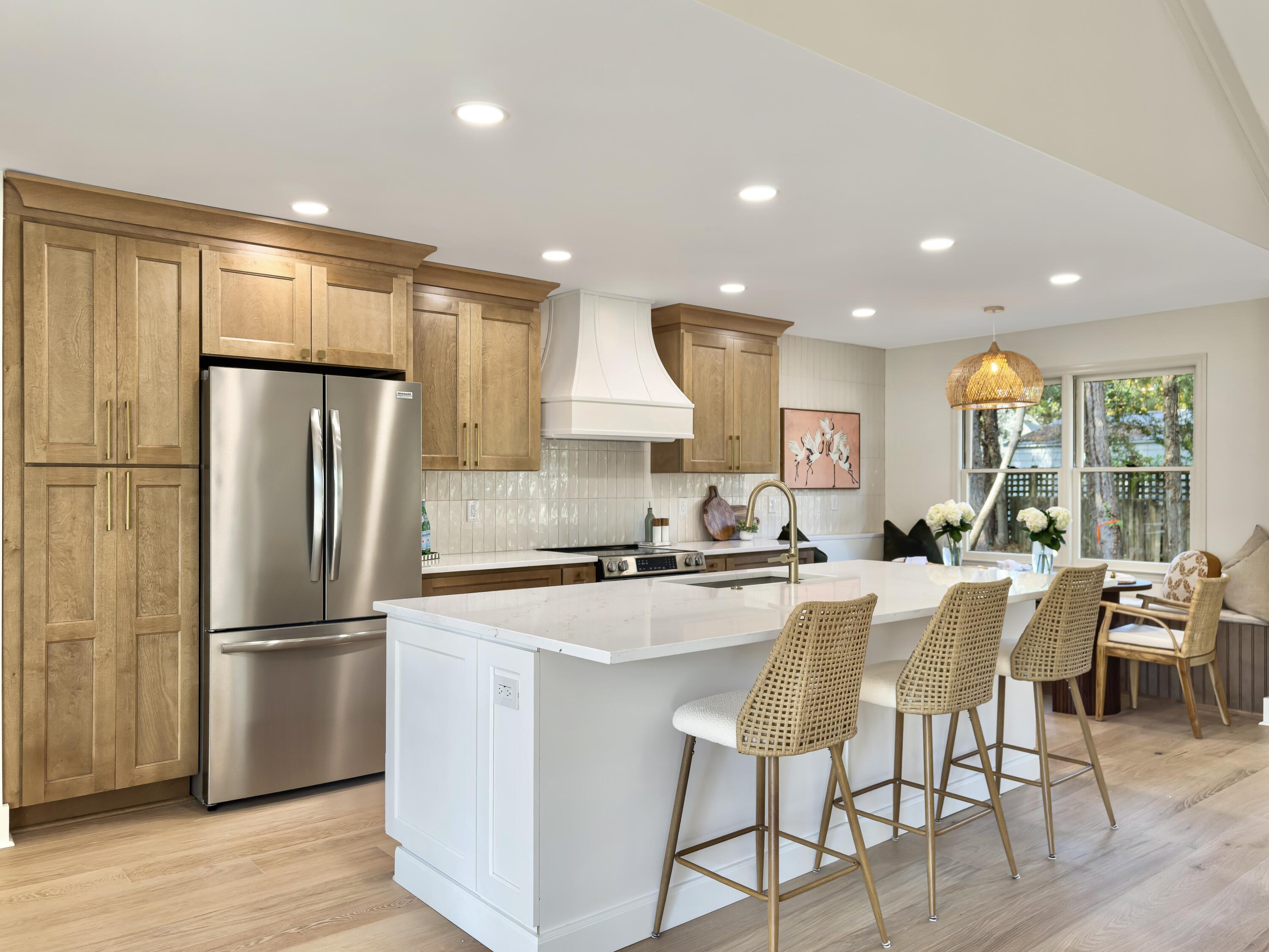 1291 Old Colony Road