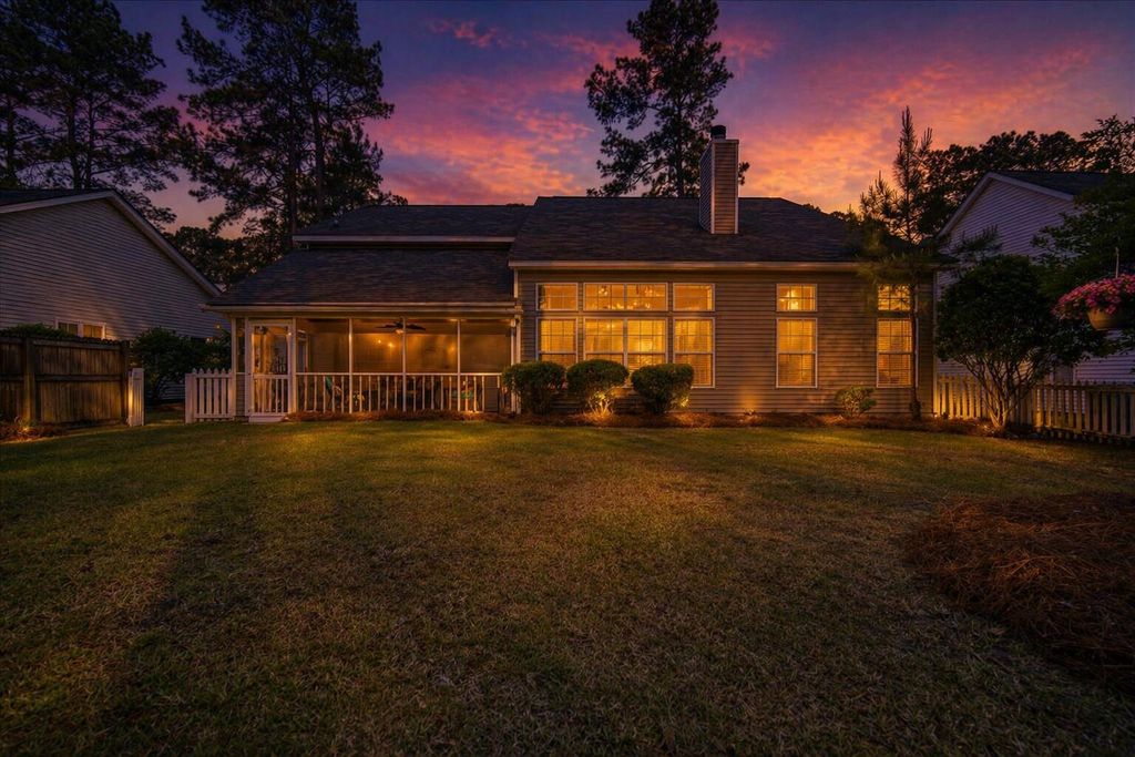 Photo of 533 Pointe Of Oaks Road, Summerville, SC 29485 (MLS # 26011812)