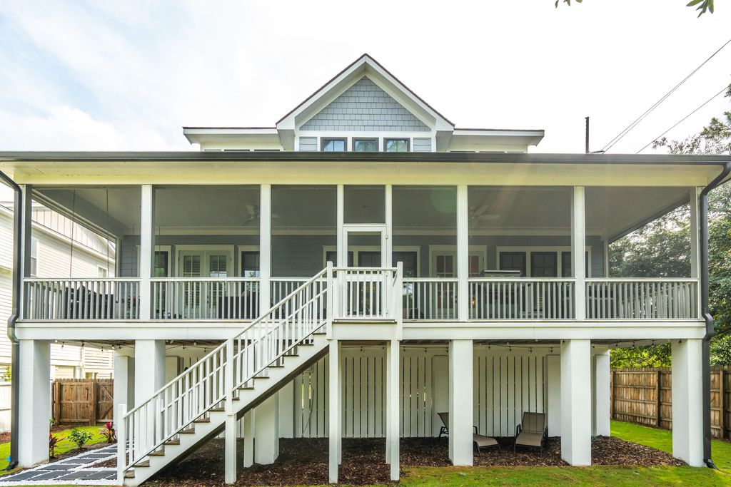 Photo of 1560 Appling Drive, Mount Pleasant, SC 29464 (MLS # 26015897)