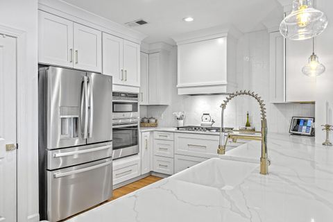 125 Pier View Street 401 Charleston SC 29492