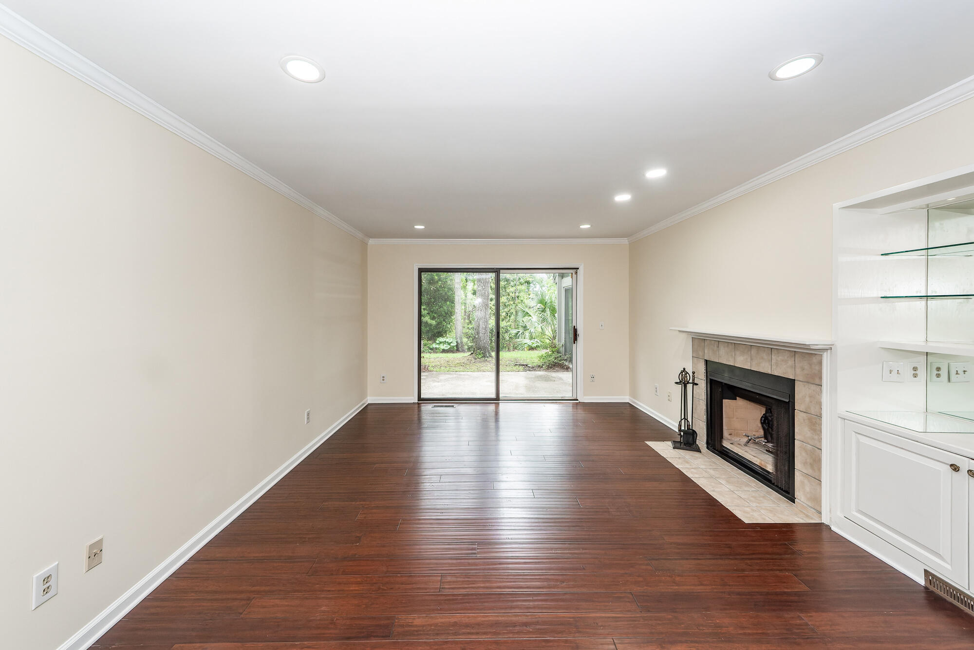 14 Wappoo Creek Place
