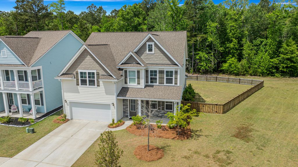 Photo of 126 Brant Drive, Summerville, SC 29483 (MLS # 26011260)